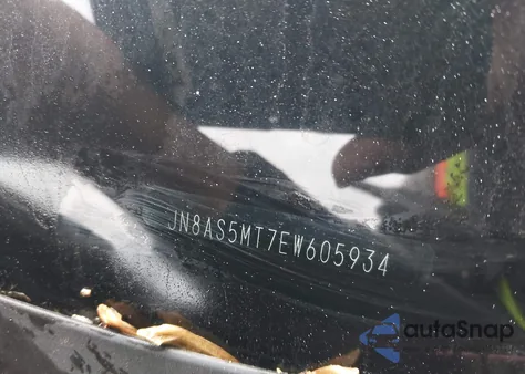 2014 Nissan Rogue Select S z USA, uszkodzony, nr VIN JN8AS5MT7EW605934